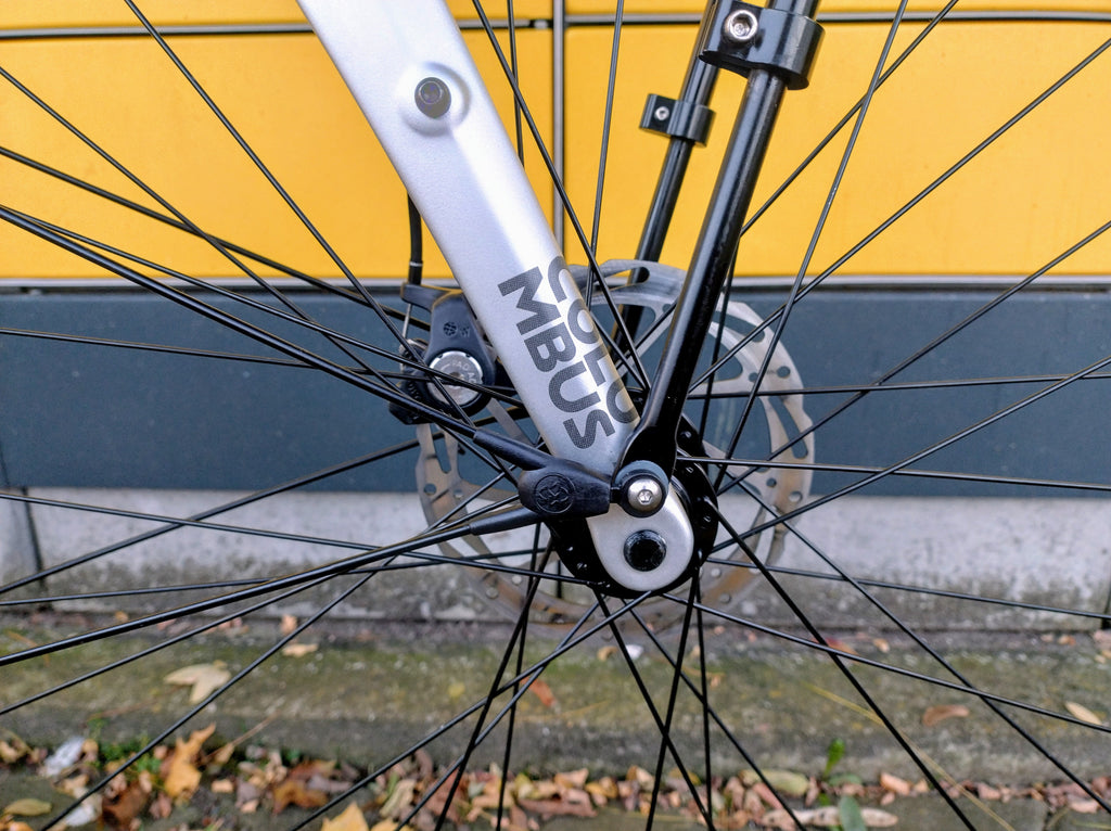 Cinelli Zydeco Silver Bootleg (L) Commuter Gravelbike