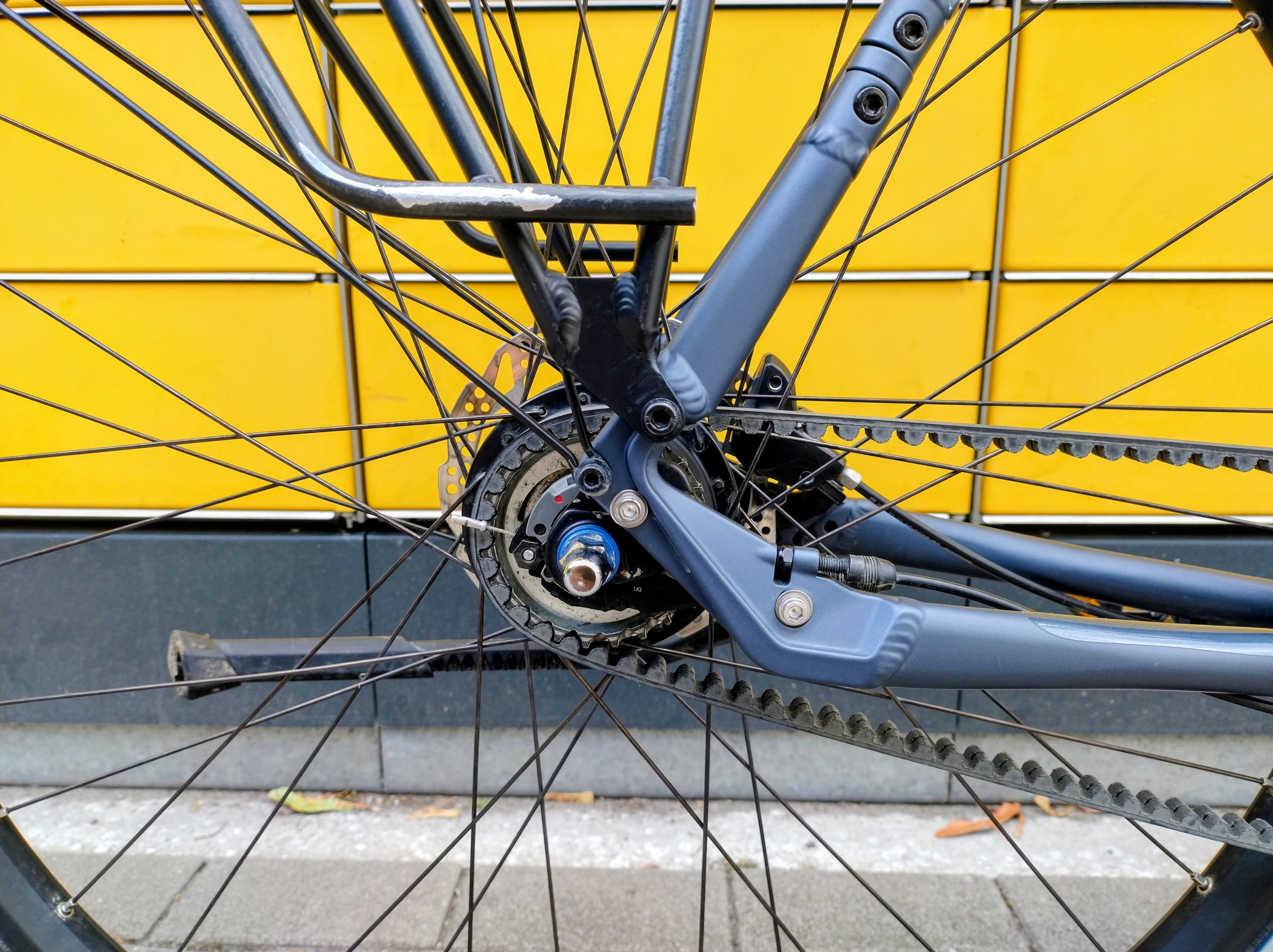 Stevens Courier Luxe Gent (XL) Citybike Commuter Gates Riemen Nexus 8