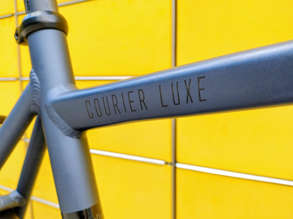 Stevens Courier Luxe Gent (XL) Citybike Commuter Gates Riemen Nexus 8