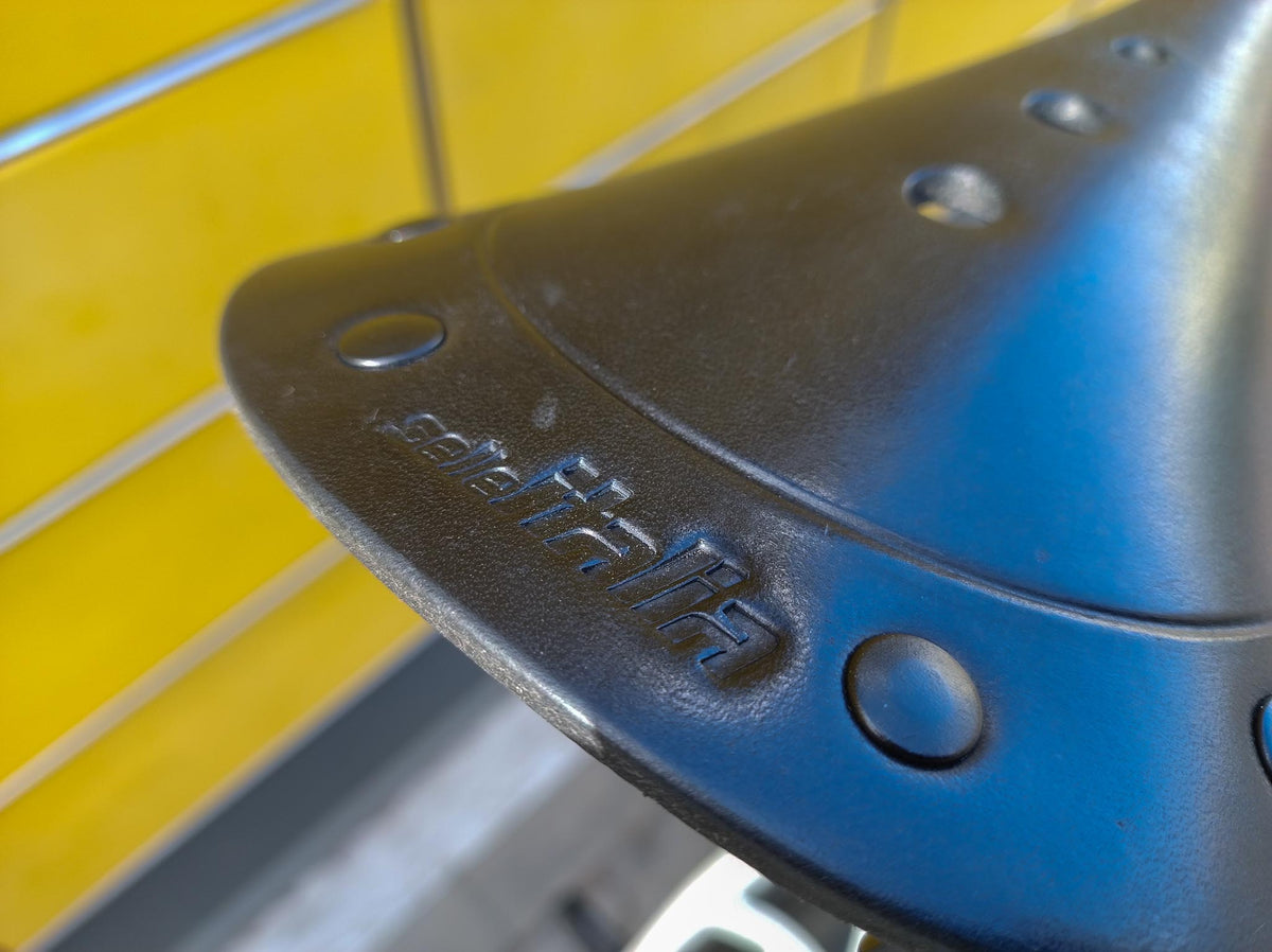 Rose Hobo Rival eTap AXS XPLR Gravelbike Weiß Sattel