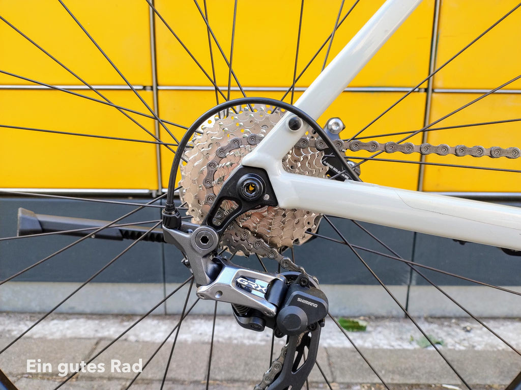 rose-sneak-grau-2024-gravelbike-Kassette
