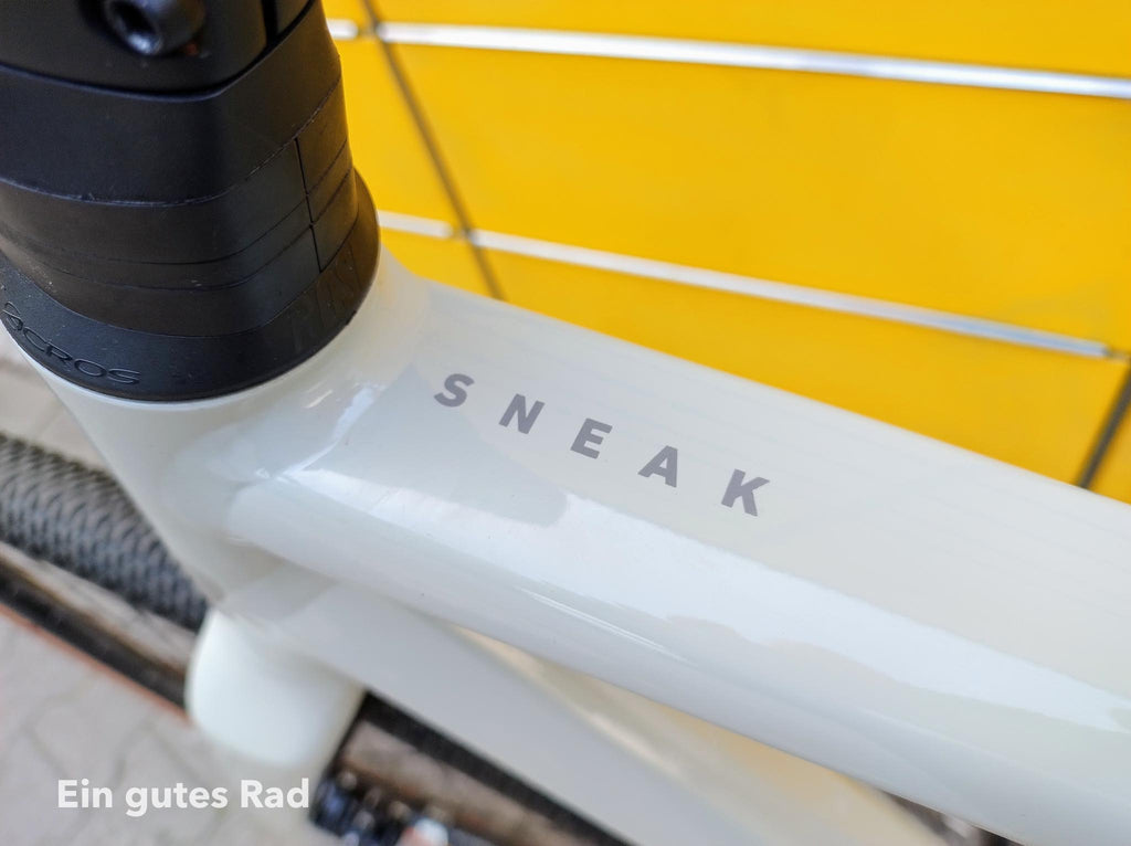 rose-sneak-grau-2024-gravelbike-detail