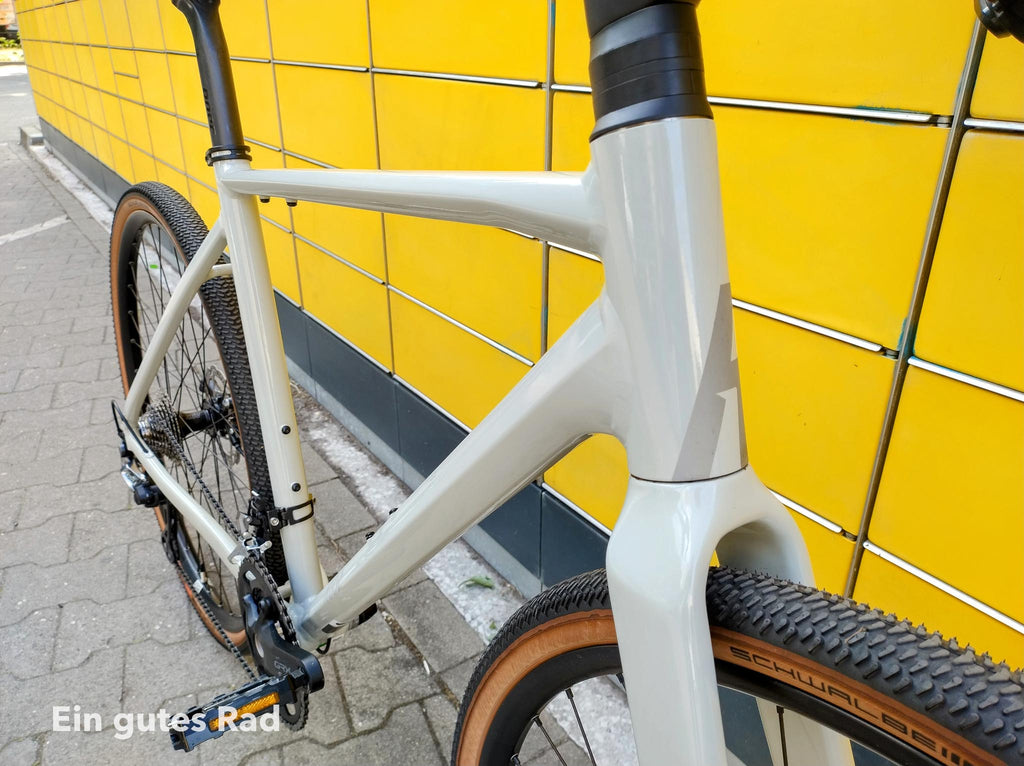 rose-sneak-grau-2024-gravelbike-rahmen